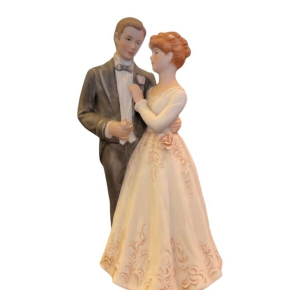 Enesco 1982 "On the Day We Were Wed" Bride and Groom figurine - Picture 5 of 7